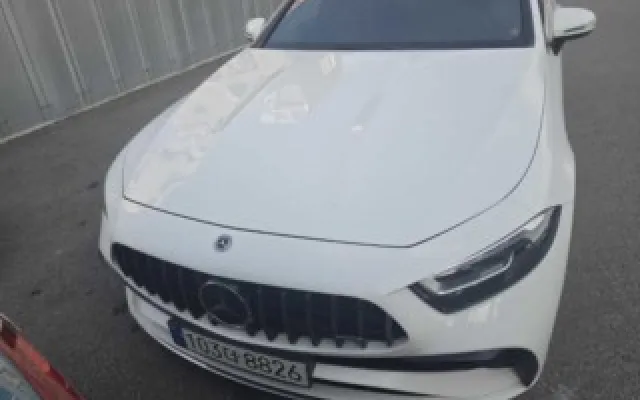 수원중고차개인직거래 CLS클래스 C257 CLS 300d 4MATIC 매물 사진 14 - 2022/03 135,199km
