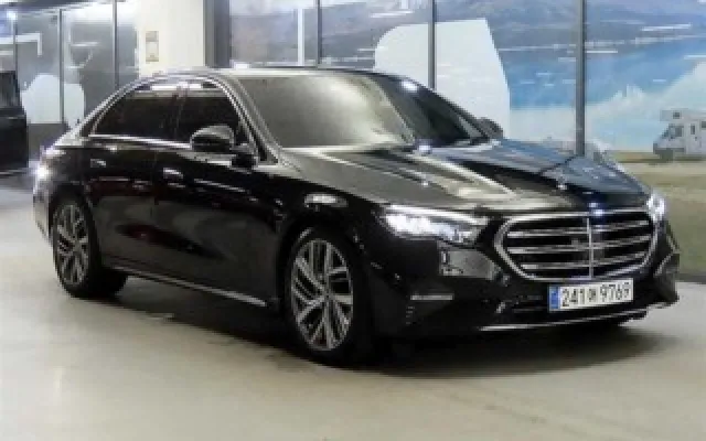 수원중고차개인직거래 E-클래스 W214 E220d 4MATIC 매물 사진 5 - 2024/06 46,396km
